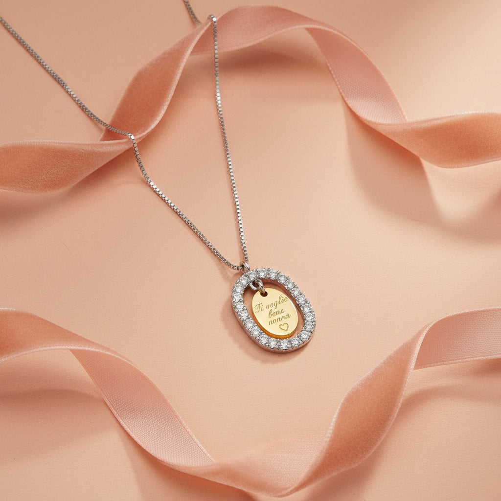 Collana con pendente ovale e medaglia personalizzabile