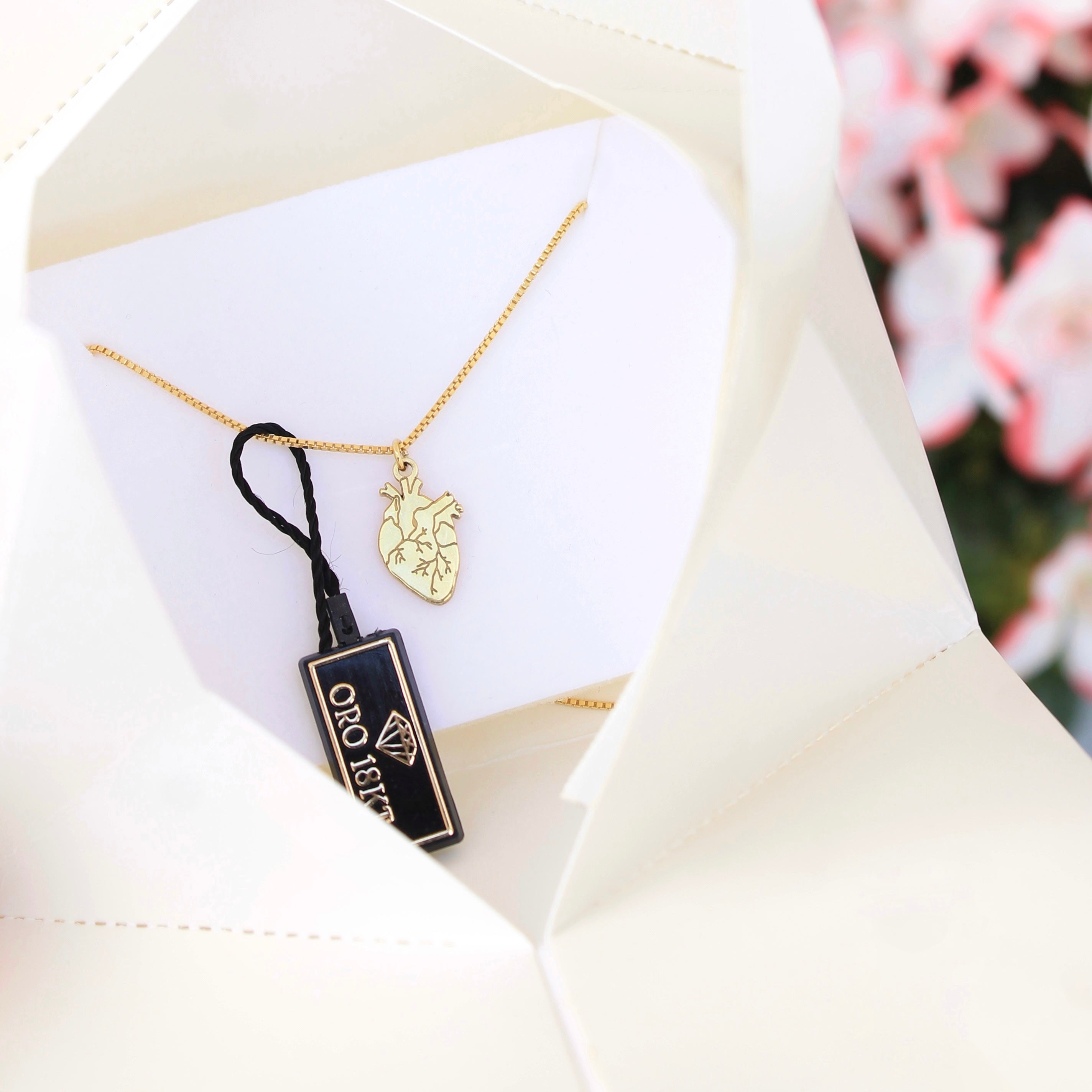 Collana Cuore Anatomico in Oro 18 kt