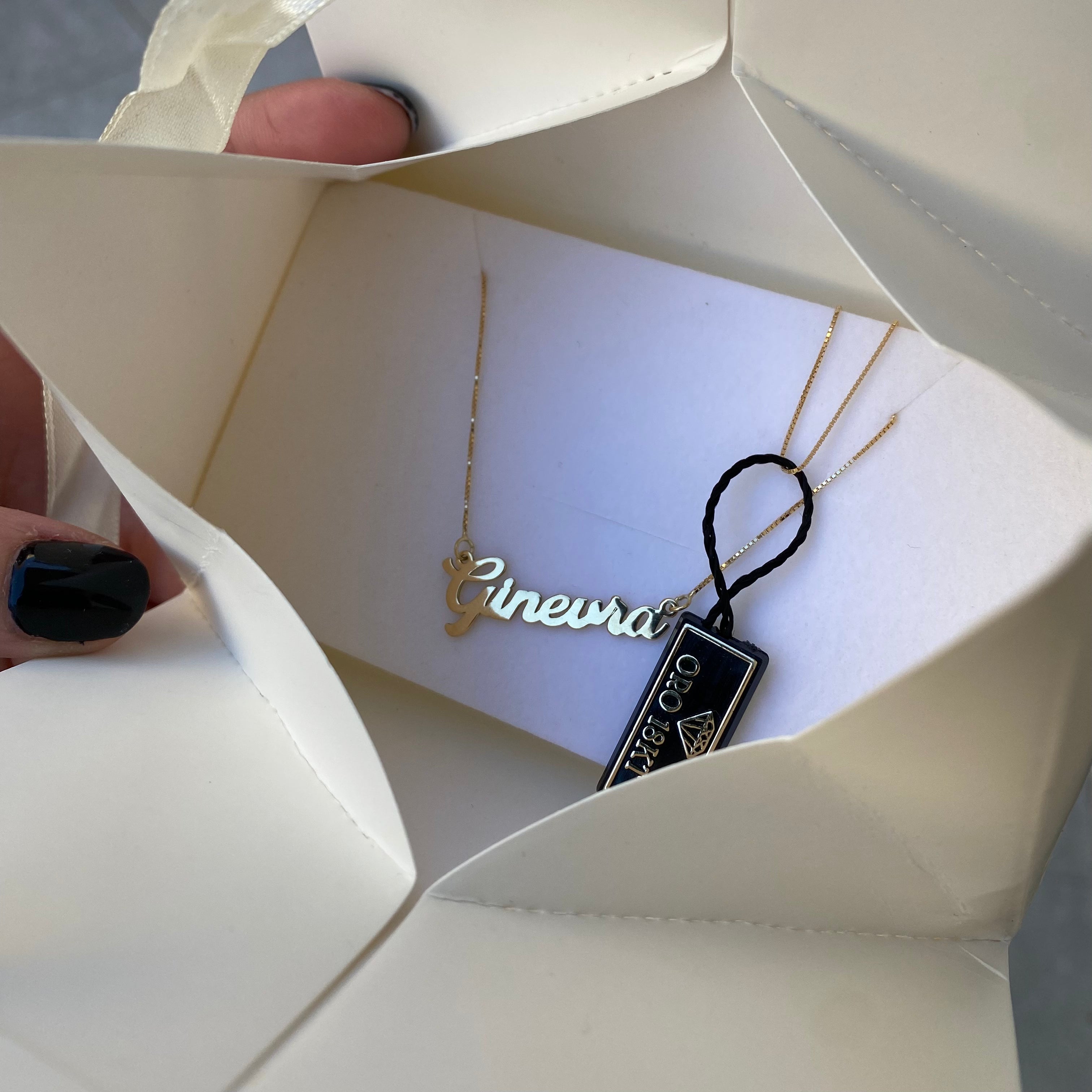 Collana Nome in Oro 18 kt